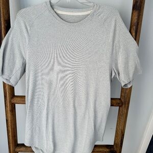 Lululemon Men’s T-shirt